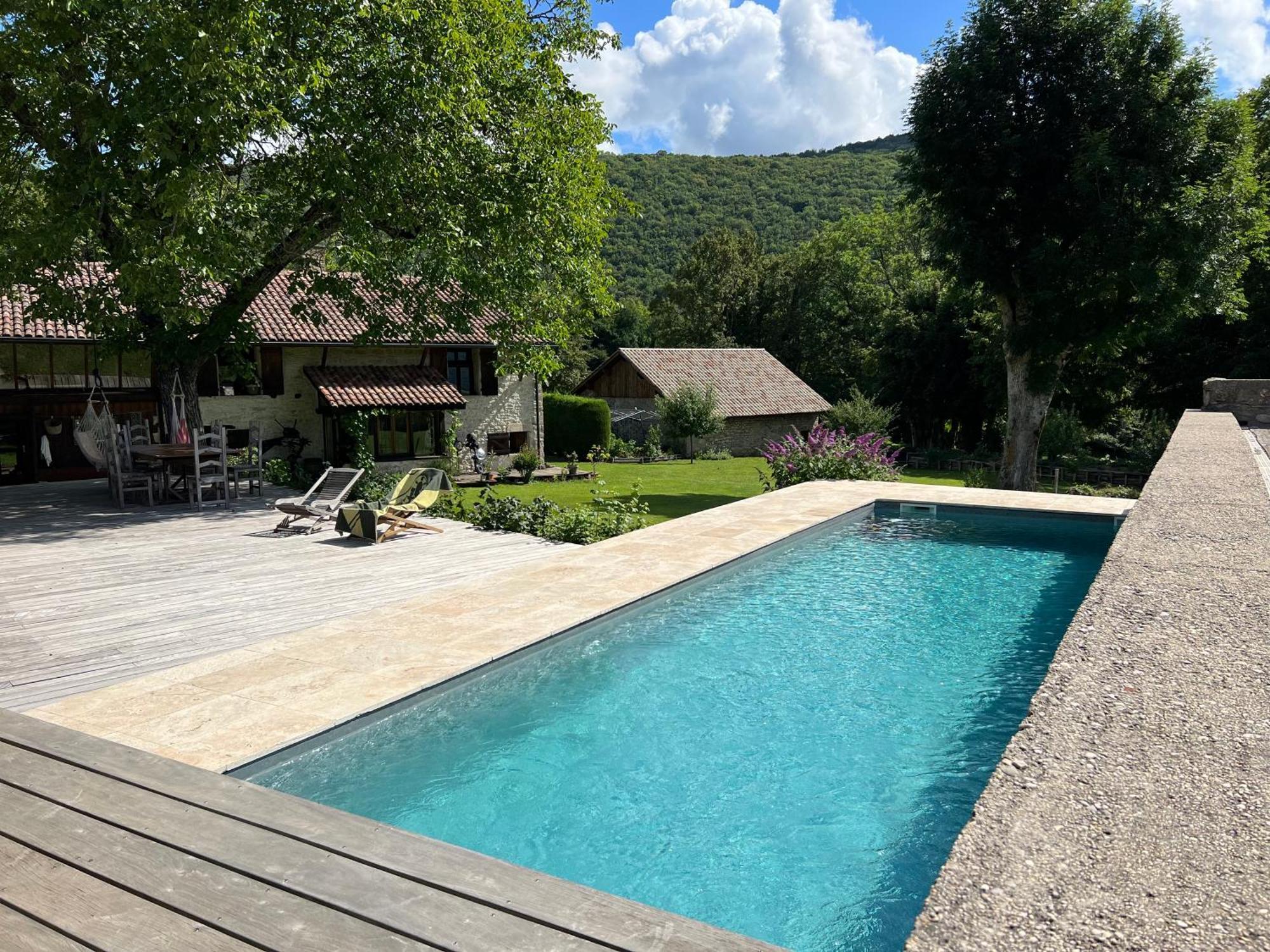 Les Granges De L'Eblouaz Bed & Breakfast Saint-Rambert-en-Bugey Bagian luar foto